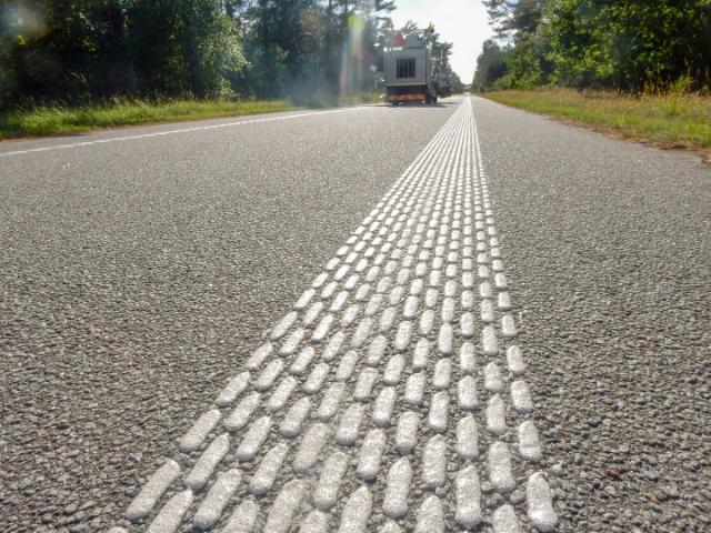 Benefits of the new and innovative ViaTherm LongDot™ road marking